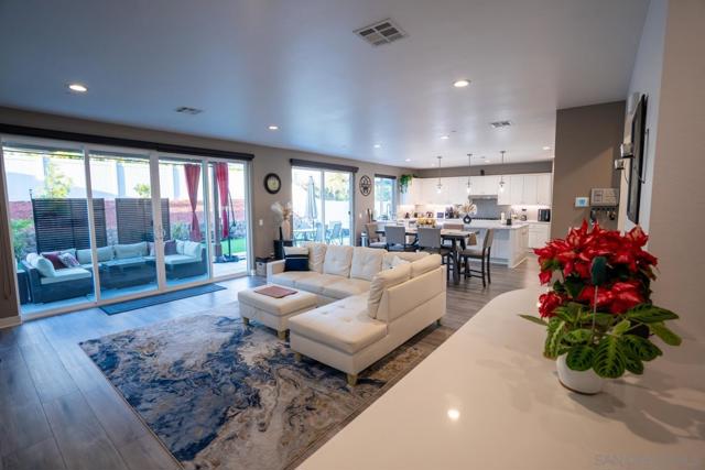 1417 Stearns Whard Rd, Chula Vista CA: https://media.crmls.org/mediaz/a046367a-3607-4aef-9691-36aa8e0417a5.jpg