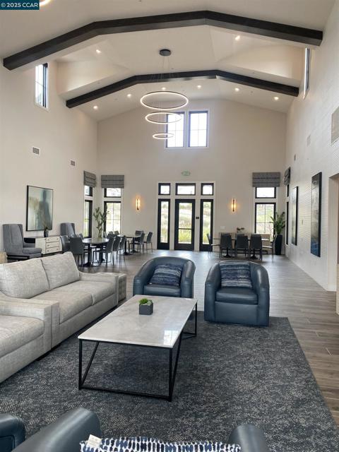 39103 Via Vicenza, San Ramon CA: https://media.crmls.org/mediaz/a0465690-44cf-4067-b247-00703046162e.jpg