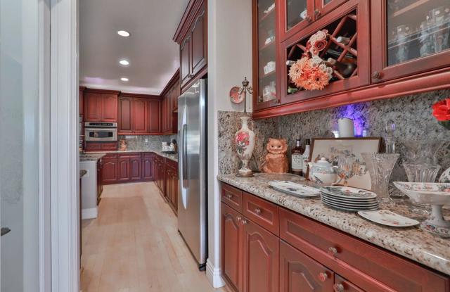 Image 30 of 87 For 5100 Thalia Drive
