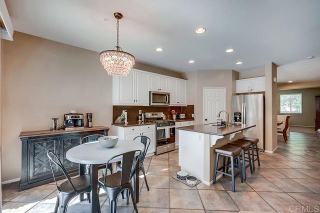 Detail Gallery Image 11 of 53 For 31933 Browning St, Murrieta,  CA 92563 - 5 Beds | 3 Baths