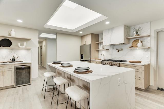 Detail Gallery Image 1 of 1 For 6584 Belle Glade Ave, San Diego,  CA 92119 - 4 Beds | 2 Baths