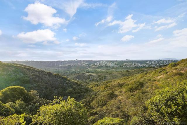 7560 Windy Ridge Rd, San Diego CA: https://media.crmls.org/mediaz/a047e8d7-486d-4f1e-8d6b-b1171c41b53e.jpg