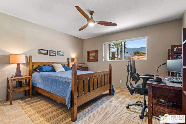 2072 S Bobolink Lane, Palm Springs, CA 92264