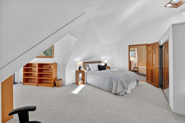 5224 Twin Falls Road, Morgan Hill CA: https://media.crmls.org/mediaz/a049652a-8b5b-49e0-a597-afa0092286bb.jpg