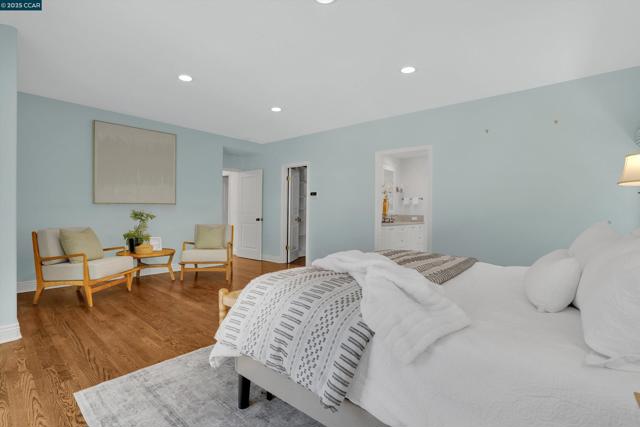 2345 San Miguel Dr, Walnut Creek CA: https://media.crmls.org/mediaz/a0498750-f850-436f-9389-b22b5d95b4d5.jpg