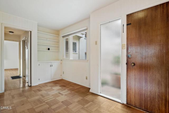 Detail Gallery Image 5 of 59 For 329 Mariposa Dr, Ventura,  CA 93001 - 4 Beds | 3 Baths