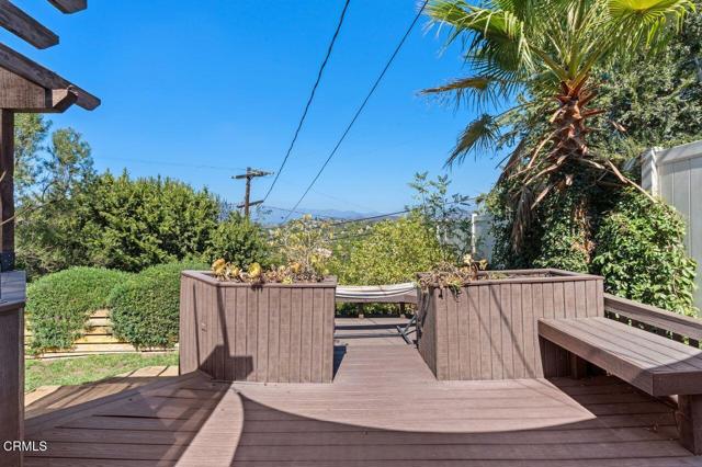 Detail Gallery Image 17 of 27 For 3847 Sunbeam Dr, Los Angeles,  CA 90065 - 3 Beds | 2/1 Baths
