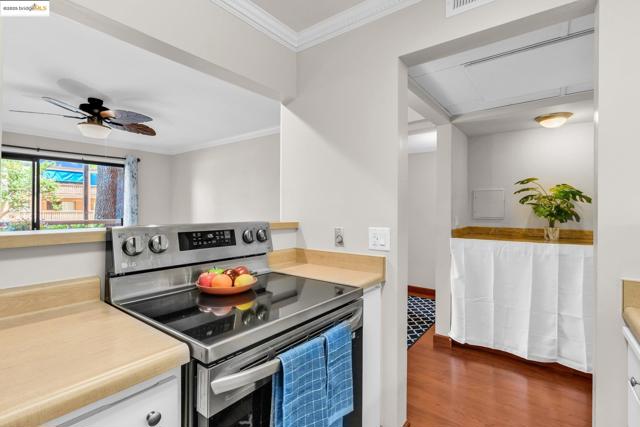 470 N N Civic Drive, Walnut Creek CA: https://media.crmls.org/mediaz/a04c2493-4055-41cc-8c7a-0343416a014a.jpg