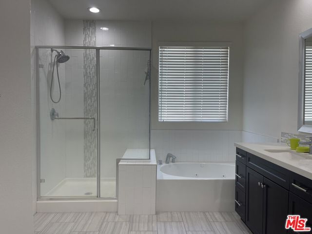 7937 N Keer Drive, Reseda CA: https://media.crmls.org/mediaz/a04c63a1-61a5-4864-8862-822bbab65921.jpg