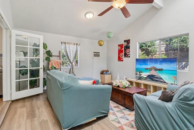 Detail Gallery Image 11 of 28 For 1402 E Lincoln Ave, Escondido,  CA 92027 - 3 Beds | 2 Baths
