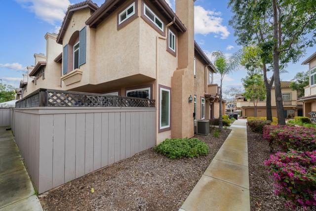 Detail Gallery Image 51 of 63 For 11372 via Rancho San Diego #B,  El Cajon,  CA 92019 - 3 Beds | 2/1 Baths