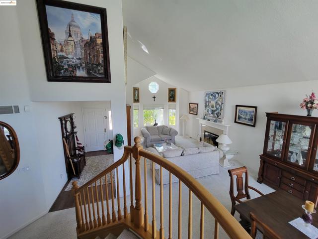 4729 Matterhorn Ct, Antioch CA: https://media.crmls.org/mediaz/a04d617a-c008-4799-9b45-52ae4eabbb8d.jpg