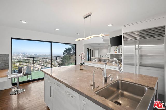 8514 Hillside Avenue, Los Angeles CA: https://media.crmls.org/mediaz/a04dd0d8-e921-435e-9720-7df08641356c.jpg