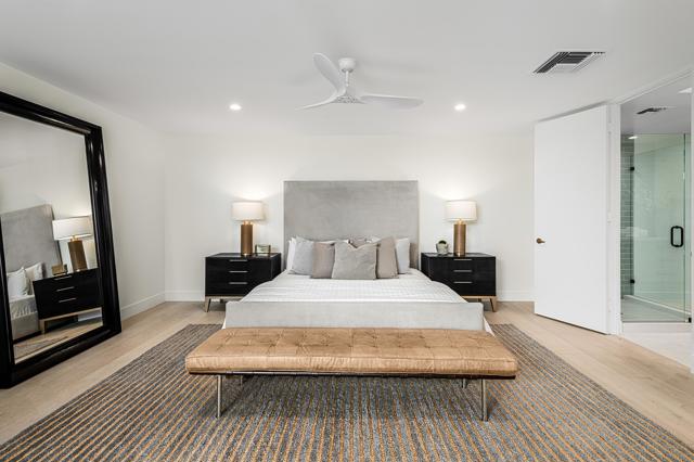 11 Sussex Court, Rancho Mirage CA: https://media.crmls.org/mediaz/a04ded6e-f348-4cb1-b6a5-429b4b4b52be.jpg