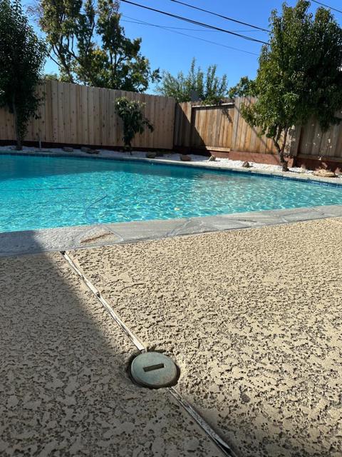 130 E 21st Street, Tracy CA: https://media.crmls.org/mediaz/a04ef6d7-24ed-438e-b9dc-cb5b0a77a7e6.jpg