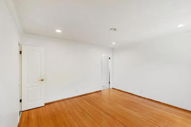 17 Muth Drive, Orinda CA: https://media.crmls.org/mediaz/a04f303f-f236-4c43-af64-ebe52a97035f.jpg
