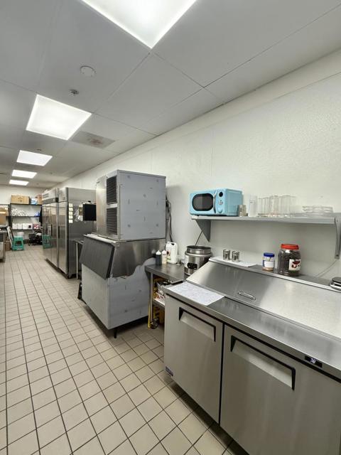 2706 2706 Homestead Road, Santa Clara CA: https://media.crmls.org/mediaz/a04fc062-117e-4841-a345-077325e3350d.jpg