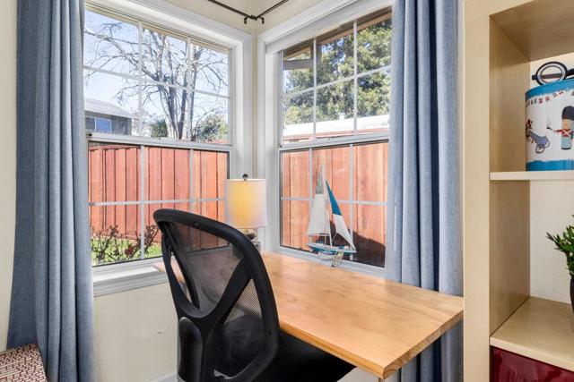101 El Sereno Drive, Scotts Valley CA: https://media.crmls.org/mediaz/a0504a37-0cbd-47c9-882e-647f67e7481f.jpg
