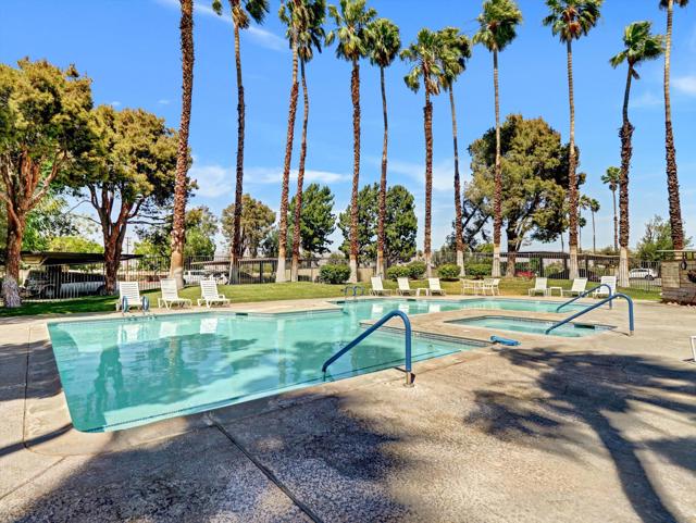 701 Los Felices Circle W #114, Palm Springs, CA 92262