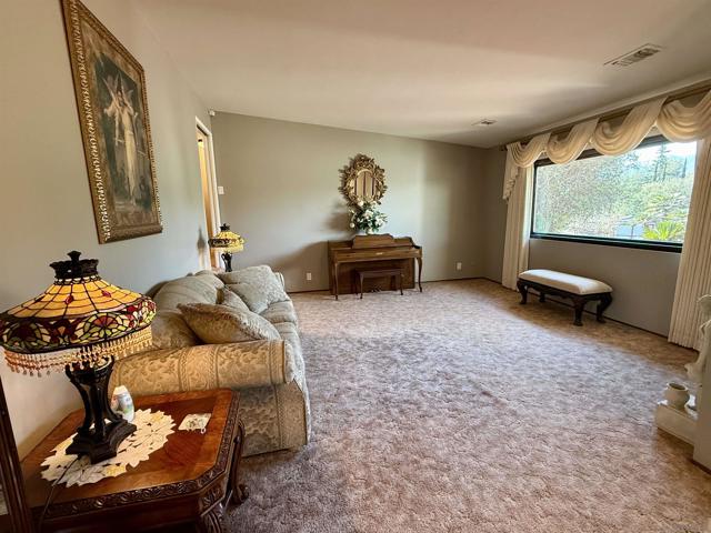 15831 Mussey Grade Rd, Ramona, California 92065, 4 Bedrooms Bedrooms, ,3 BathroomsBathrooms,Single Family Residence,For Sale,Mussey Grade Rd,250019071SD