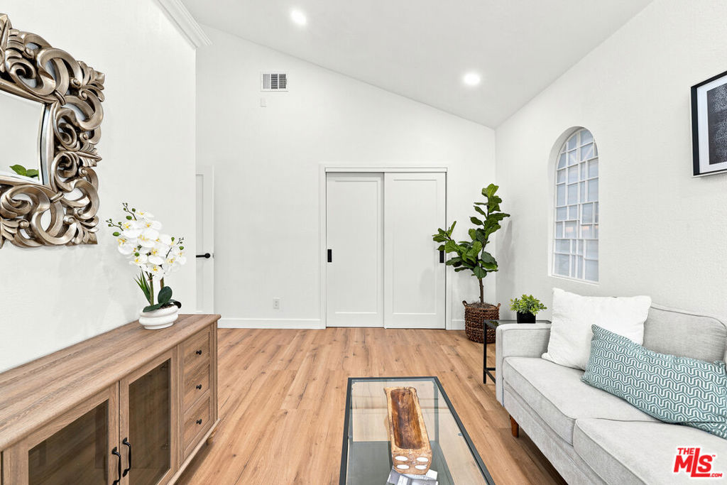 MLS #26856949 image #8