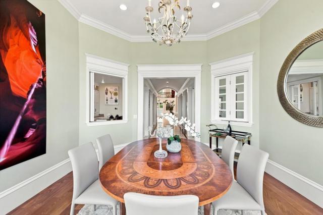 150 New Place Road, Hillsborough CA: https://media.crmls.org/mediaz/a05312cd-3f40-4946-9ee0-616cc612debb.jpg