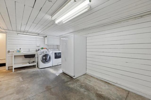 807 Crystal Springs Road, Hillsborough CA: https://media.crmls.org/mediaz/a0532d83-6a8b-4def-9d95-df807607f409.jpg