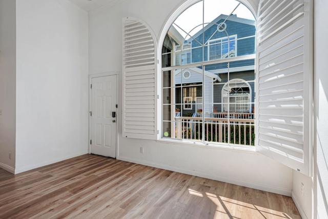 4 Brigantine Lane, Redwood City CA: https://media.crmls.org/mediaz/a0537d53-130d-464e-8a8f-458c3a43699a.jpg
