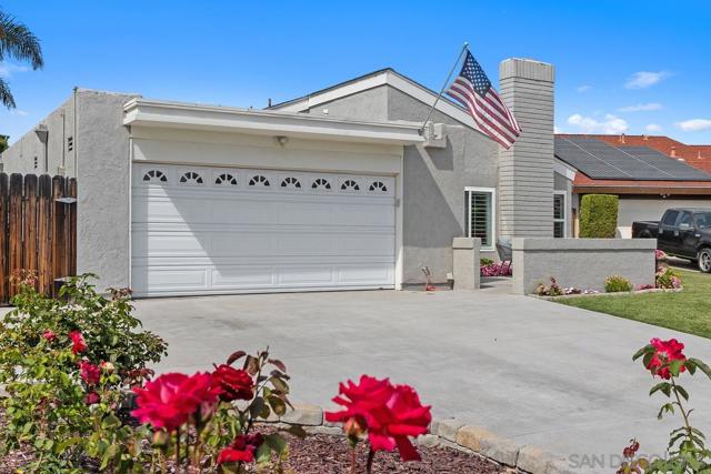 2112 Park Dale Ln, Encinitas CA: https://media.crmls.org/mediaz/a0544602-9589-4638-922d-93e06c68c787.jpg