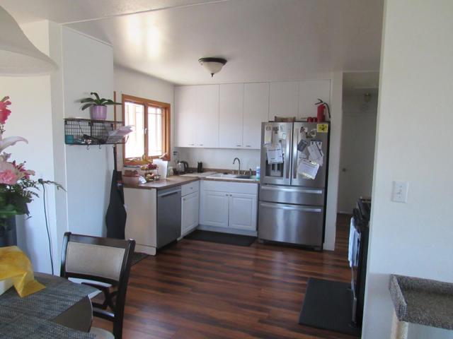 3038 King Circle, Marina CA: https://media.crmls.org/mediaz/a055270f-7ba9-433a-9947-53a9b5b3e1e8.jpg