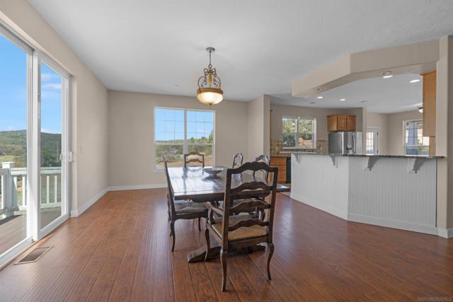 16725 Harrison Park Trail, Julian CA: https://media.crmls.org/mediaz/a05547a8-0c30-4b9e-94d3-867d05227d3f.jpg