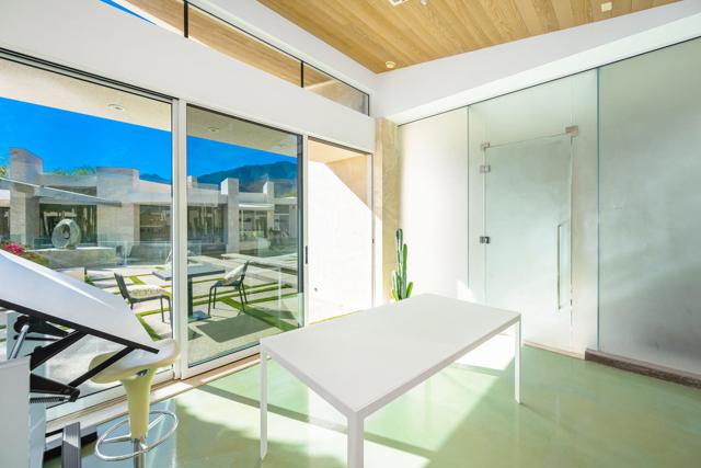 79095 Tom Fazio N Lane, La Quinta CA: https://media.crmls.org/mediaz/a05581b3-52fb-4e71-be9e-64ecef678f37.jpg