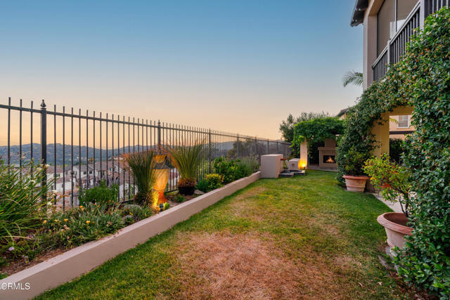 3911 Lilac Canyon Lane, Altadena CA: https://media.crmls.org/mediaz/a055a3b4-560b-40e1-9731-1e9370f98950.jpg