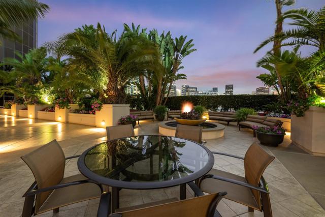100 Harbor Drive, San Diego CA: https://media.crmls.org/mediaz/a0578a1f-44ca-4c22-8db4-658f6dacfe5f.jpg