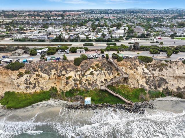 Detail Gallery Image 3 of 29 For 6550 Ponto Drive #14,  Carlsbad,  CA 92011 - 2 Beds | 1/1 Baths