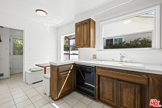 Image 16 of 35 For 5314 Nestle Avenue