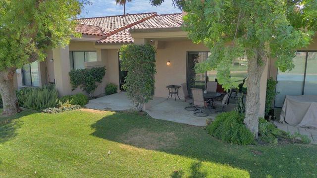 38380 Crocus Lane, Palm Desert CA: https://media.crmls.org/mediaz/a058a12b-6b32-4700-b702-8f498f6d7261.jpg