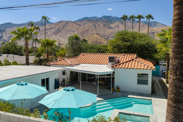 748 N Calle Rolph, Palm Springs, CA 92262