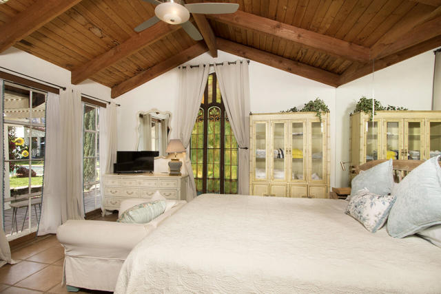 52404 Avenida Rubio, La Quinta CA: https://media.crmls.org/mediaz/a0598120-7c88-4b6c-b642-bc82fb2dcb41.jpg