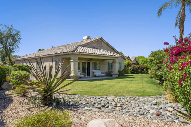 45554 Shaugnessy Drive, Indio CA: https://media.crmls.org/mediaz/a0598e19-b1db-42e4-bd78-c1443b20b14d.jpg