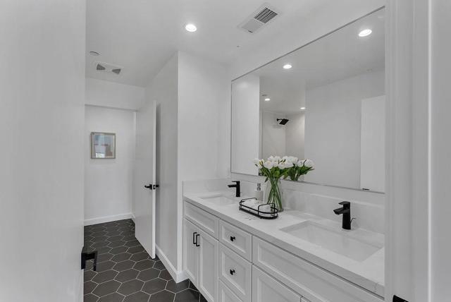889 McLellan Drive, South San Francisco CA: https://media.crmls.org/mediaz/a05aaa80-e81d-4a31-8721-a027d6ef0f74.jpg
