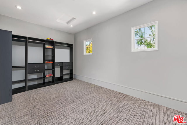 Drew Fenton | 10472 Revuelta Way Los Angeles CA | MLS: 7135109