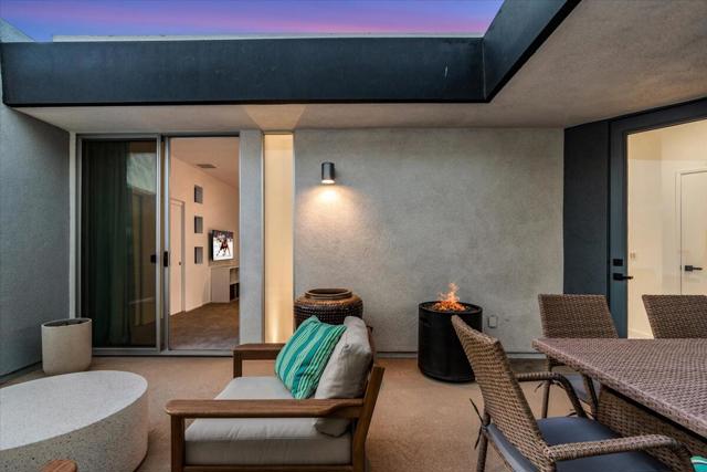 3552 Melody Lane, Palm Springs CA: https://media.crmls.org/mediaz/a05b523e-3054-43ee-a102-3f81c5223e1a.jpg