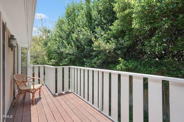 818 Huntington Garden Drive, San Marino CA: https://media.crmls.org/mediaz/a05bd3b7-1c84-4d1d-a666-c2ea6fa14064.jpg