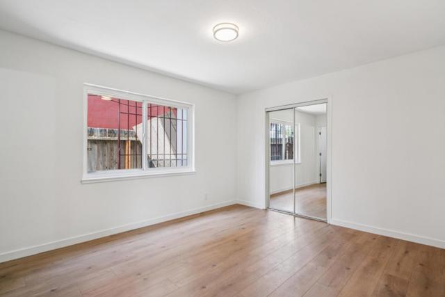 900 Toyon Drive, Burlingame CA: https://media.crmls.org/mediaz/a05bdcc8-6d56-40d2-af4b-a7819d478b09.jpg