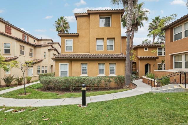 782 Anchor, San Diego CA: https://media.crmls.org/mediaz/a05bea6c-2f50-467e-99a8-92f00a3b190d.jpg