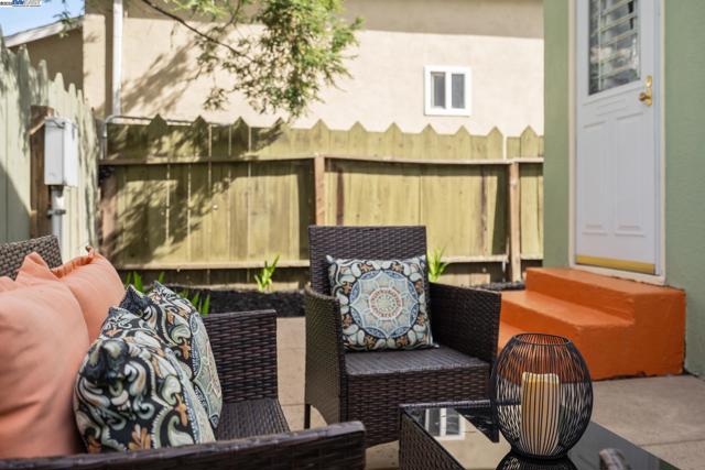690 S K St, Livermore CA: https://media.crmls.org/mediaz/a05c2d09-310b-437b-8524-370be2c82891.jpg