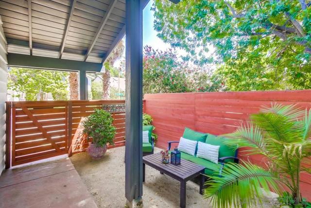 10518 Gabacho Dr, San Diego CA: https://media.crmls.org/mediaz/a05cdd62-4ed6-47e0-891b-ac3f094c6ec6.jpg