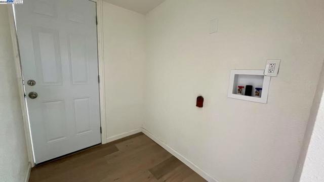 2441 John St, Stockton CA: https://media.crmls.org/mediaz/a05d55f5-8159-48c2-9205-55757a896398.jpg