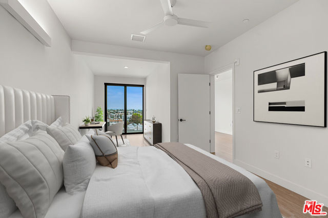 3688 Overland Avenue, Los Angeles CA: https://media.crmls.org/mediaz/a05e0fed-7a18-4bee-965a-8e51d186554b.jpg